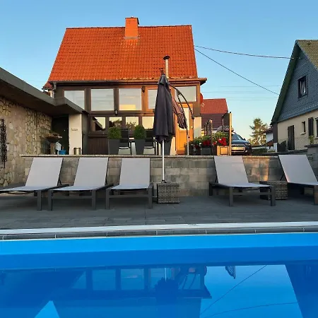 Holiday home Ferienhaus Eisfelder Blick Mit Beheizbaren Pool Eisfeld
