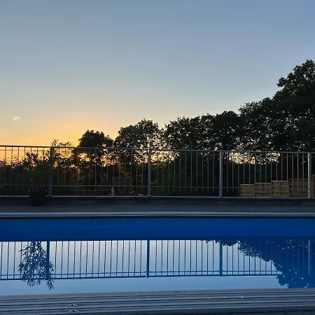 Ferienhaus Eisfelder Blick Mit Beheizbaren Pool *