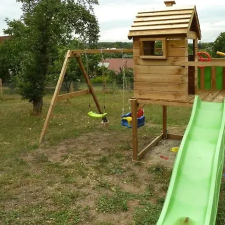 Ferienhaus Eisfelder Blick Mit Beheizbaren Pool